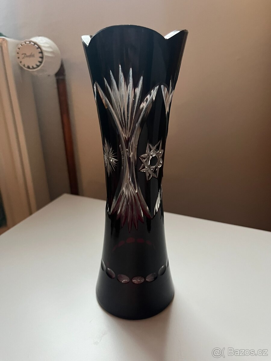 Starožitná krásná váza - rubínové sklo. - 8