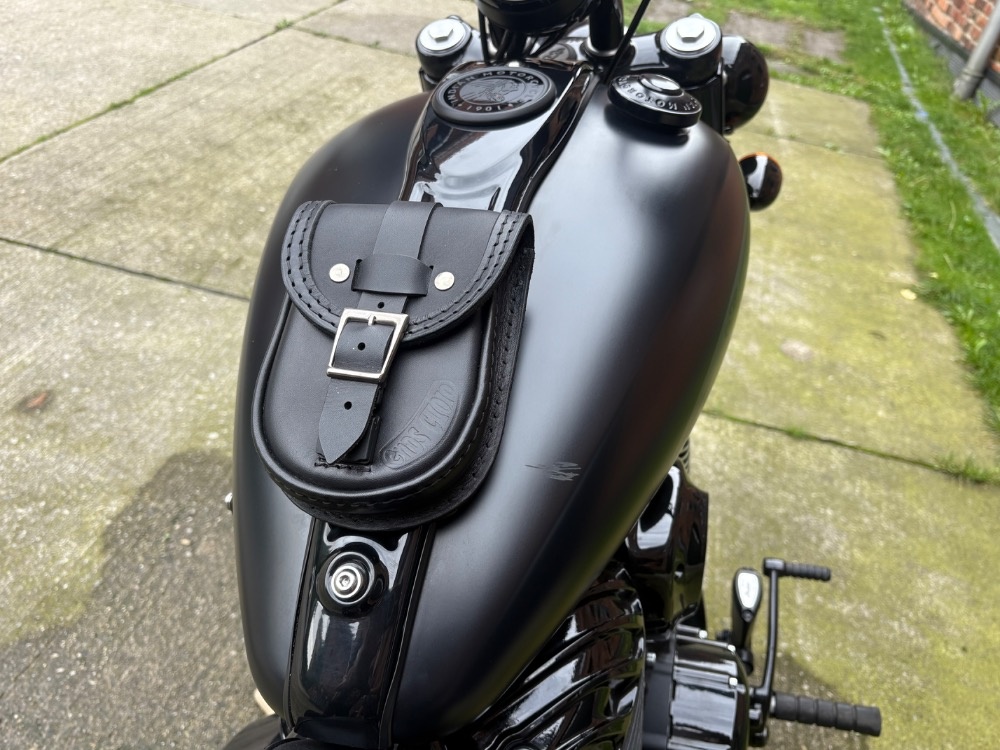 Indian Chief Bobber Dark Horse - 8