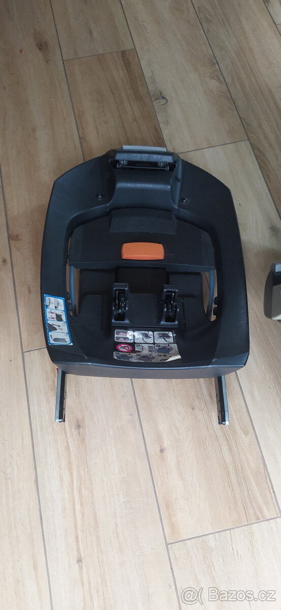 Prodám autosedačku Cybex Aton 2 se základnou - 8