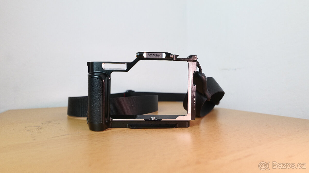 Panasonic Lumix S9 + SmallRig klec + Peak Design popruh - 8