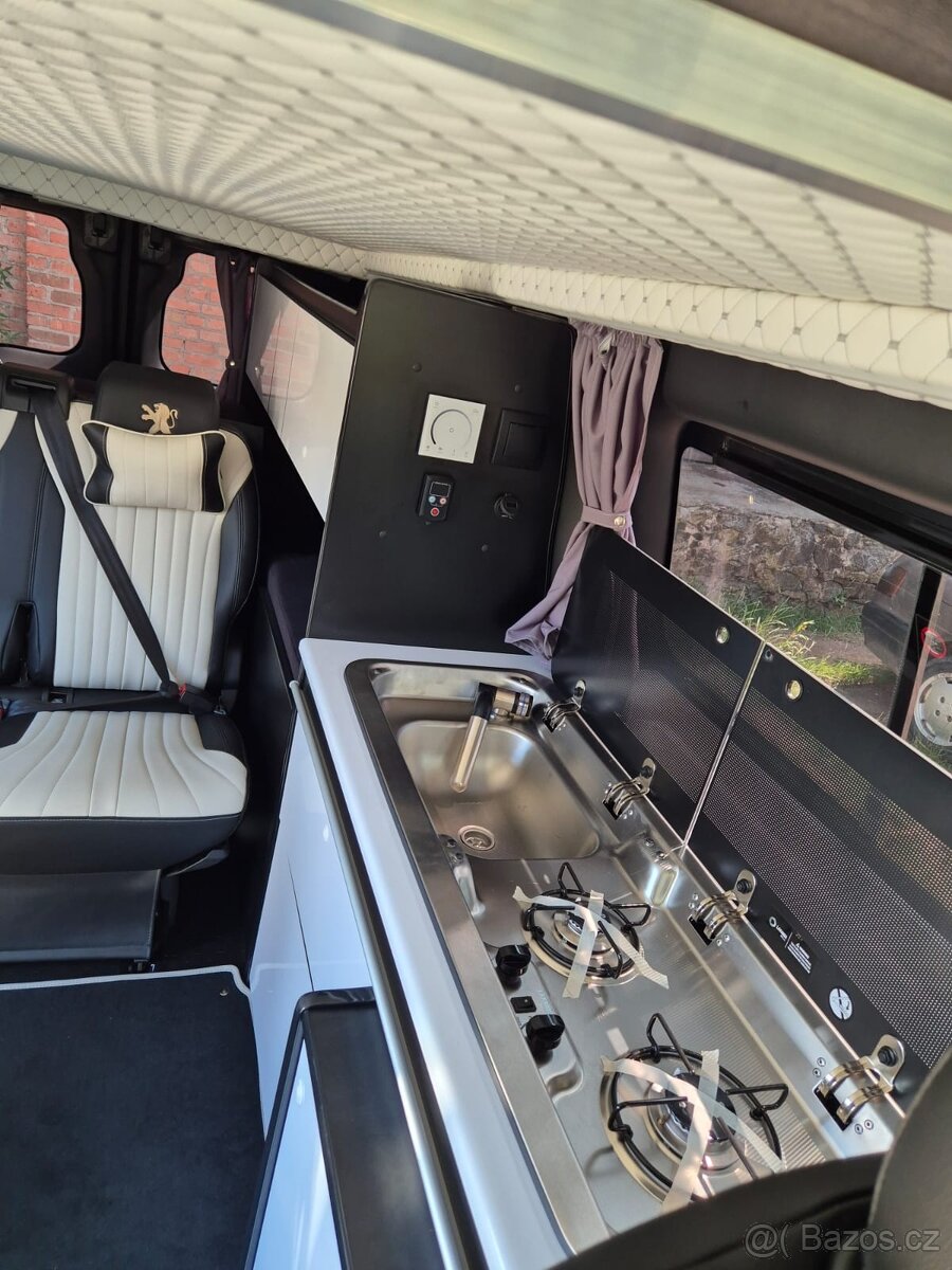 PEUGEOT EXPERT Camper /NOVÁ VESTAVBA/ 2.0 / automatic - 8
