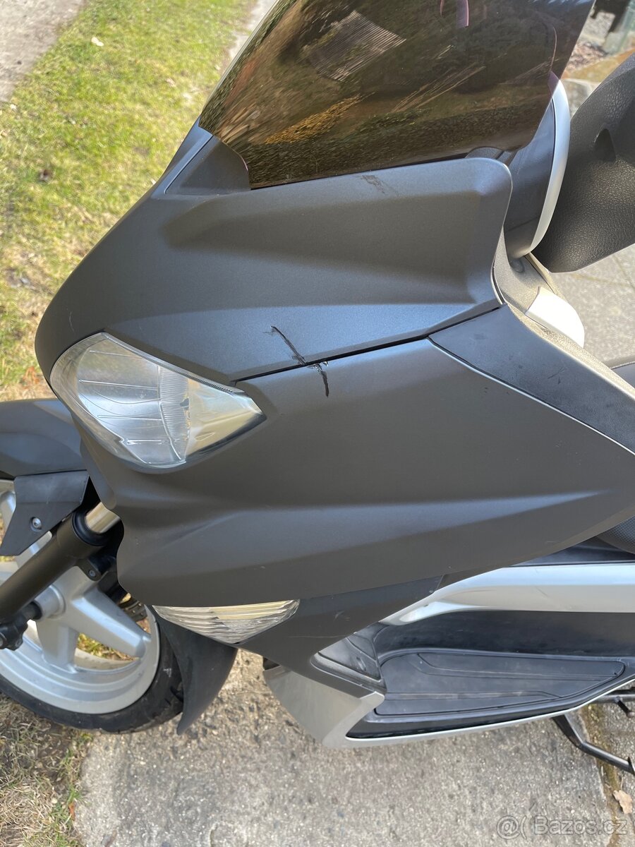 MBK Yamaha Xmax 125 - 8