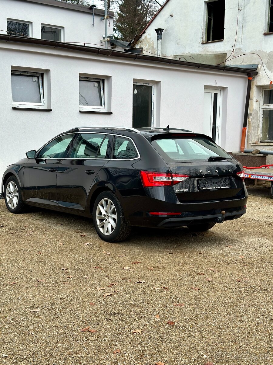 Škoda Superb 3 2023 2.0 TDi 110kW 185tkm Tažné/ACC/Kůže - 8