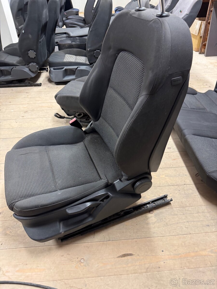 Audi A3 8P, 5d, sedačky - 8