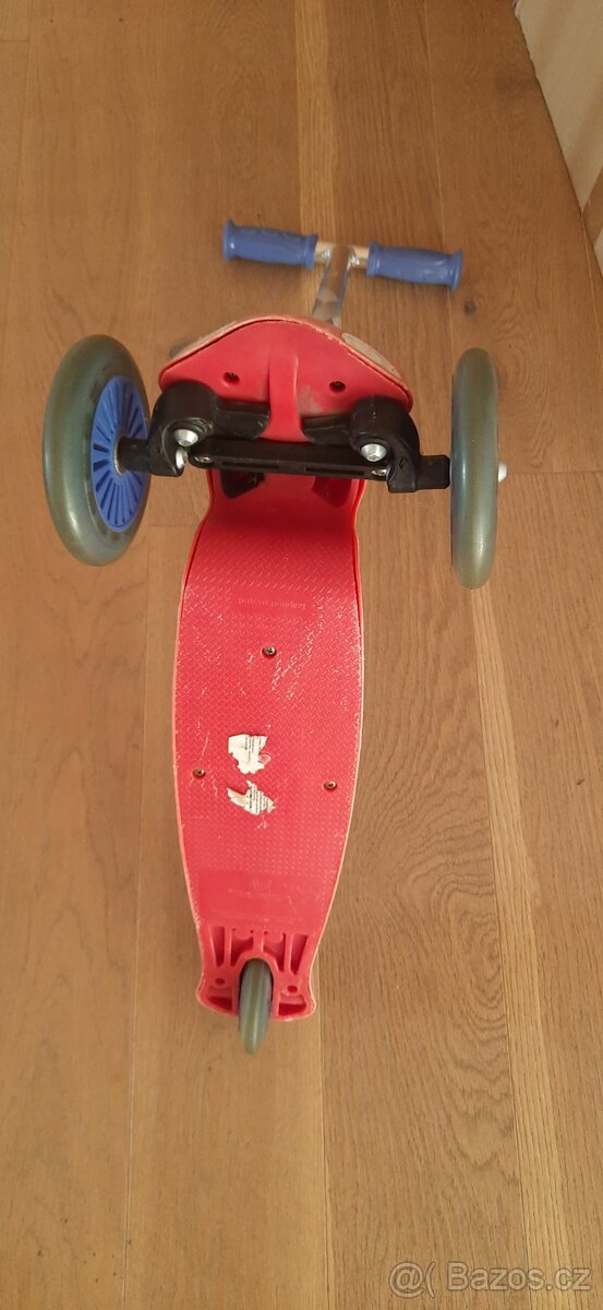 Tříkolová koloběžka - 8
