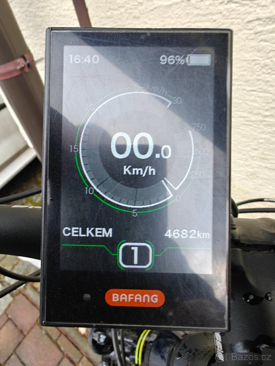 Crusis E Largo 9,7 - 8