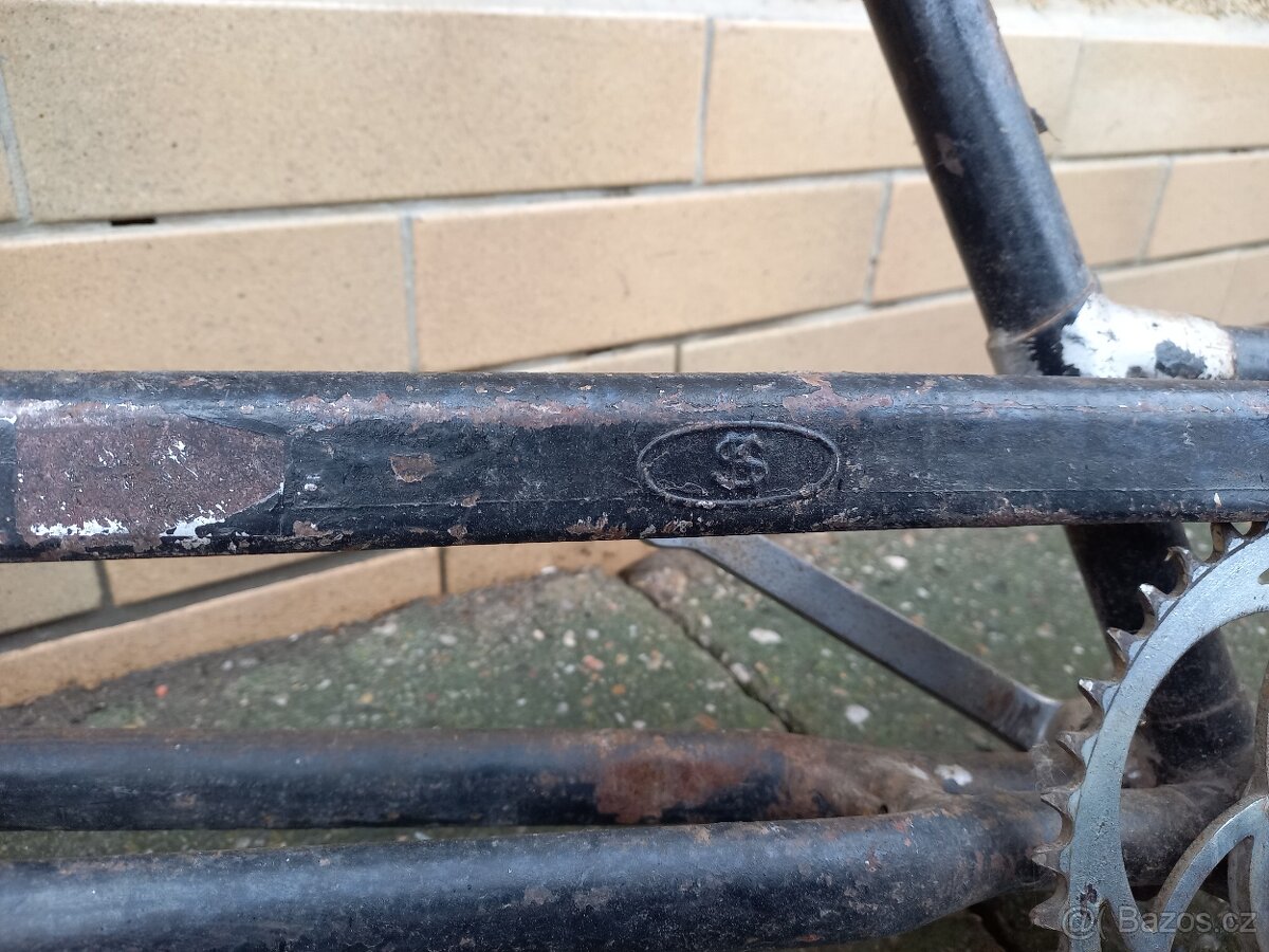 Historické kolo a díly - 8