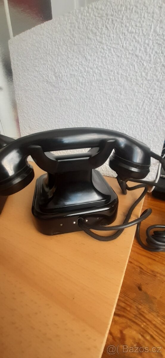 Starý telefon Tesla - 8