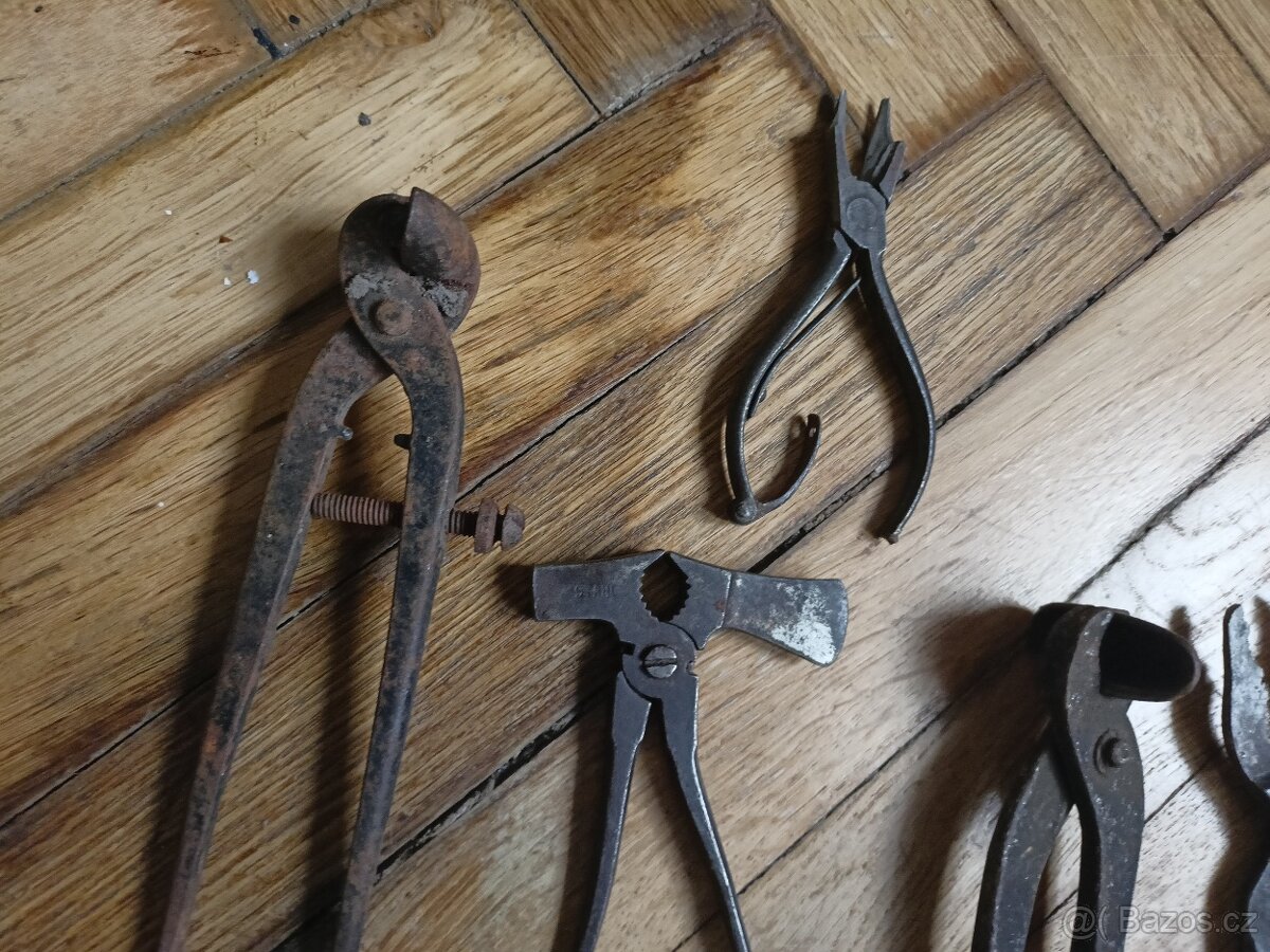 Staré kleště kovářské - 8