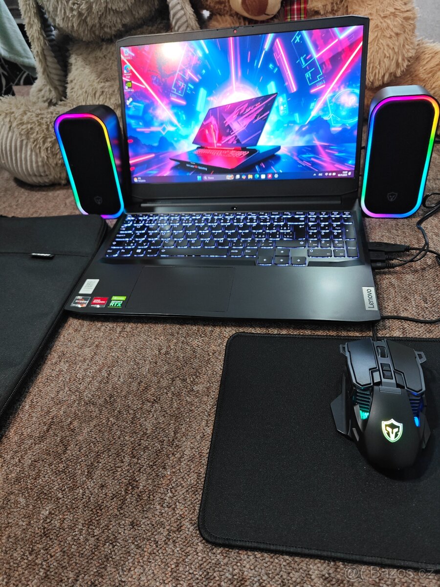 Lenovo IdeaPad Gaming - 8