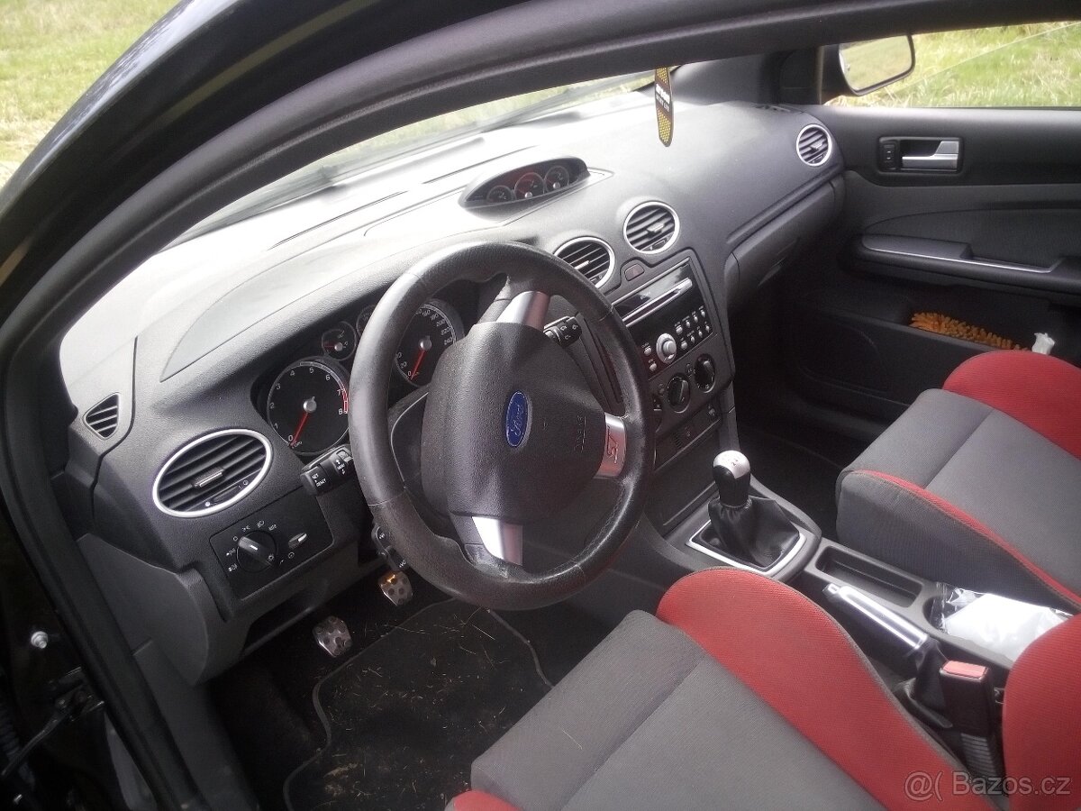 Ford Focus 2.5 st 225 166kw - 8