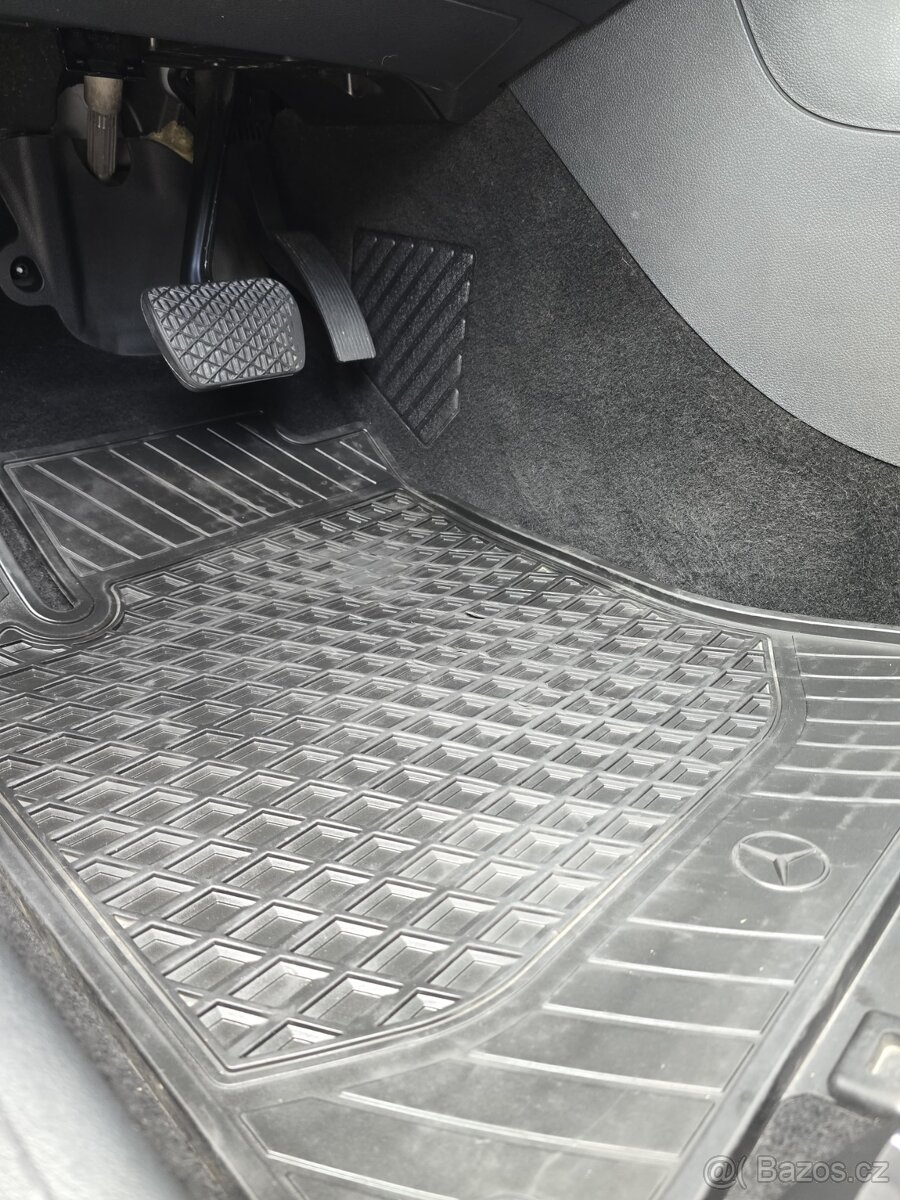 Mercedes Benz B180 W246 automat 2014 - 8