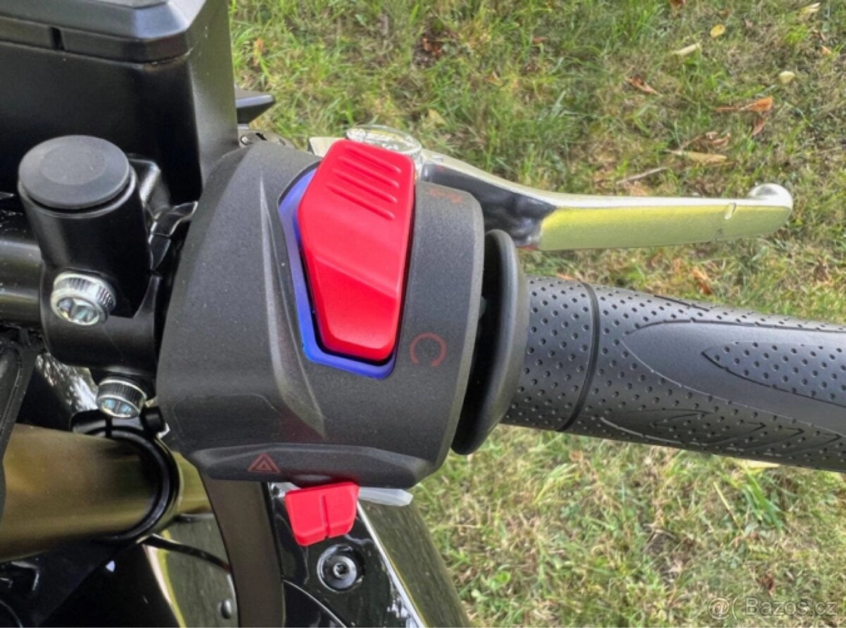 Prodám QJ MOTOR SRK 125 R - 8