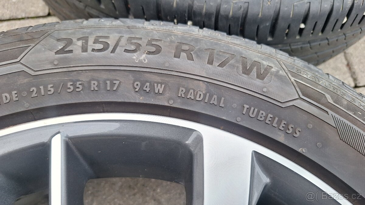 Alu kola Toyota 17" 5x114,3 letní pneu 215/55 R17 5-6mm - 8