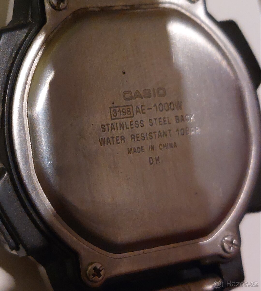 Digitální voděodolné hodinky Casio AE-1000W 10bar - 8