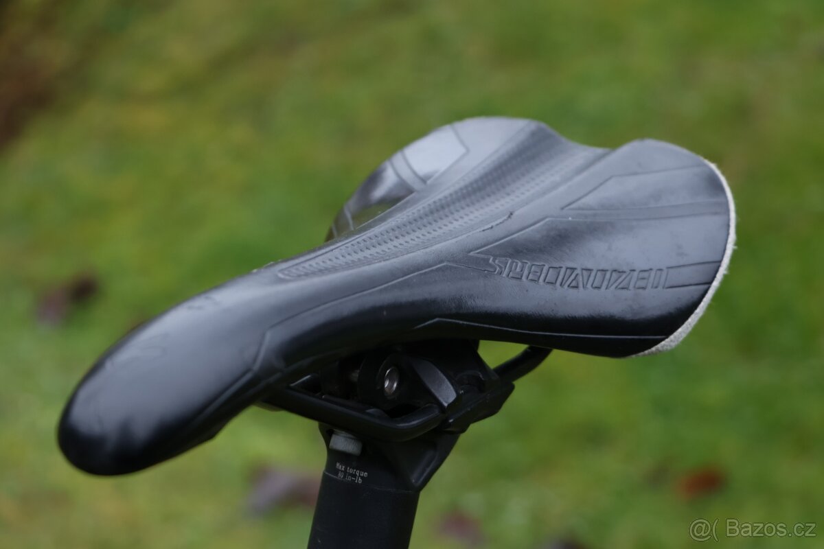 SPECIALIZED ROCKHOPPER - Top Stav - 8