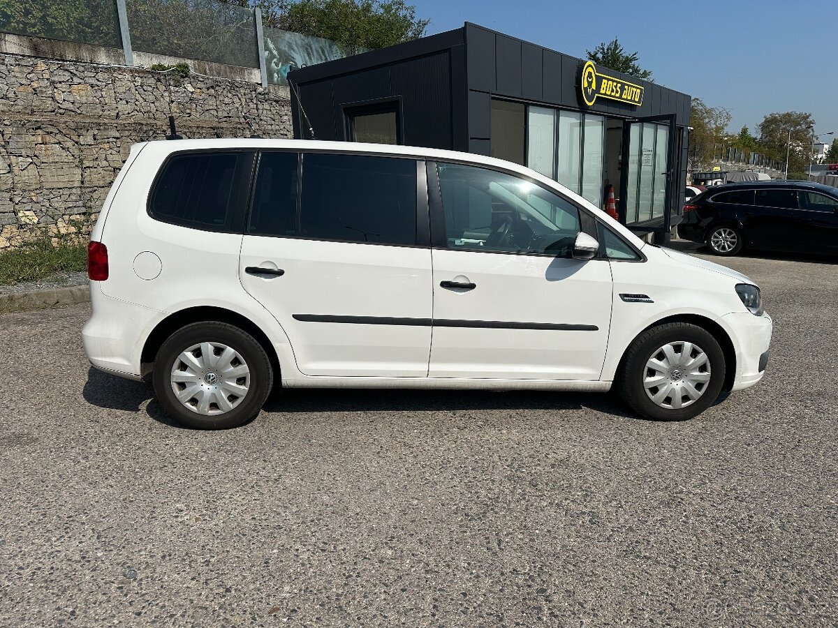 Volkswagen Touran 2011 - 8
