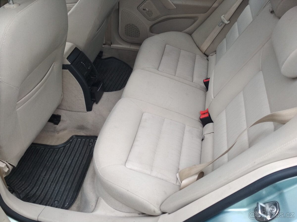 Škoda octavia kombi 4x4 - 8