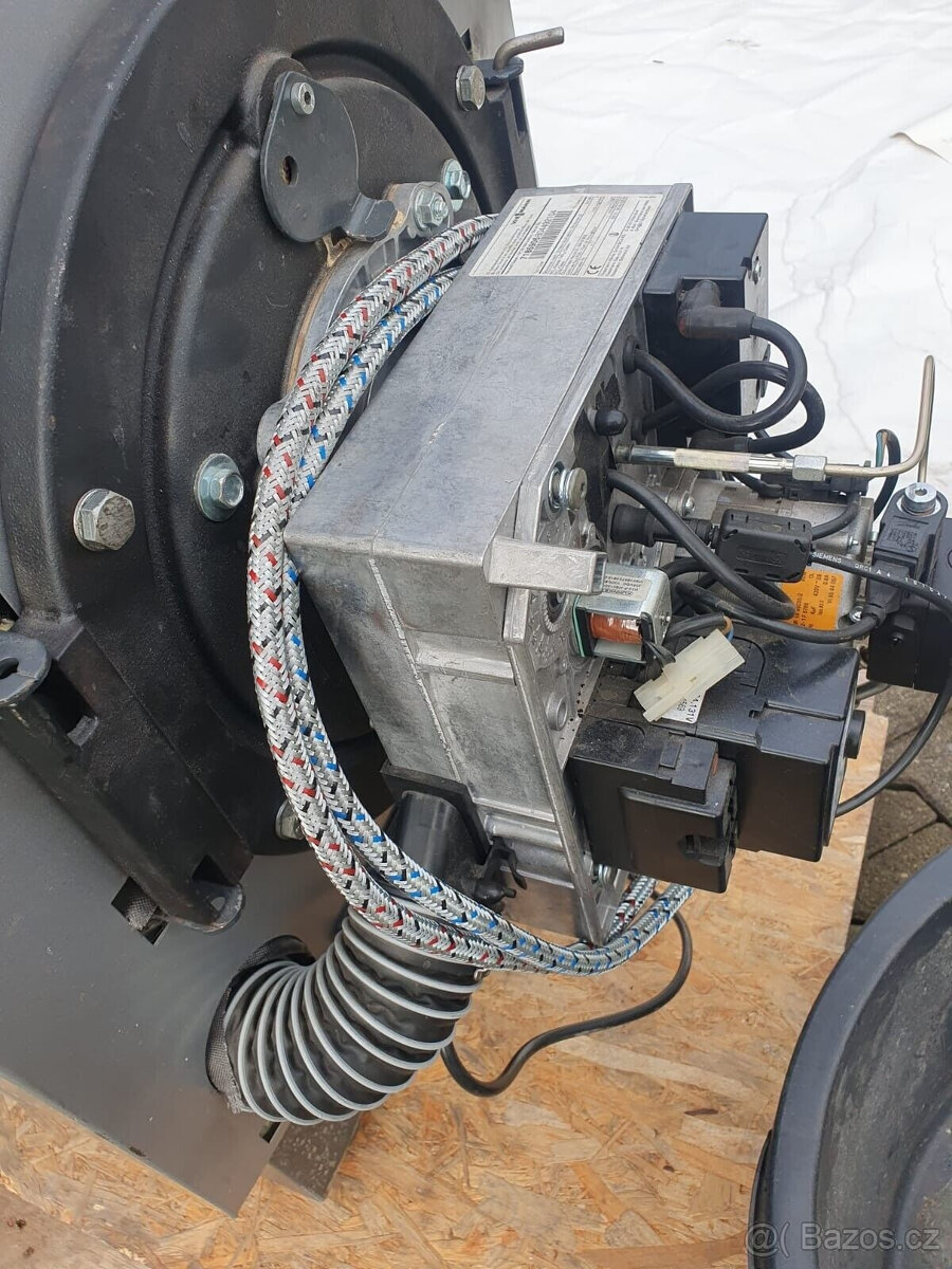 Viessmann Vitoladens 300-T VW3B olejový kondenzační kotel 19 - 8