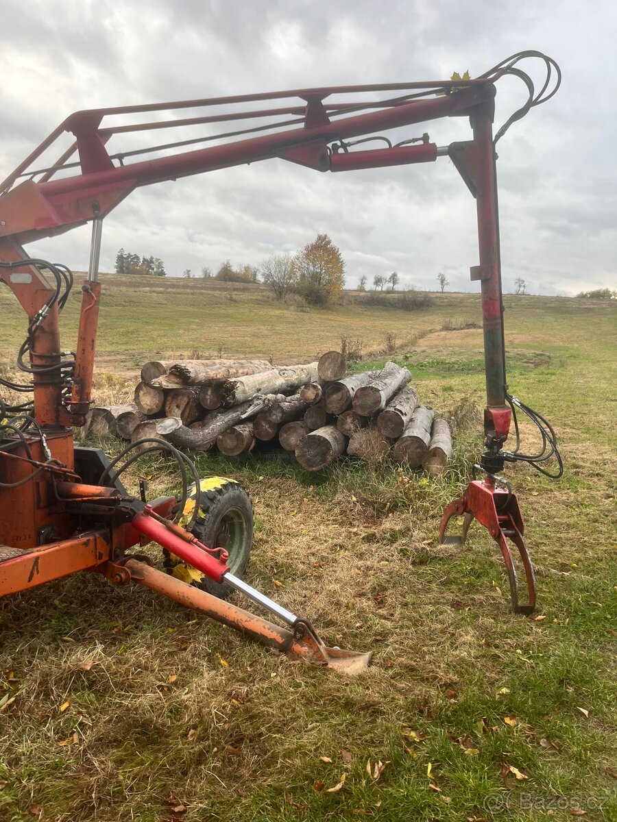 Unhz 500 , nakladač , Vyvážečka - 8