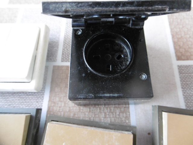 Elekromateriál - retro - 8