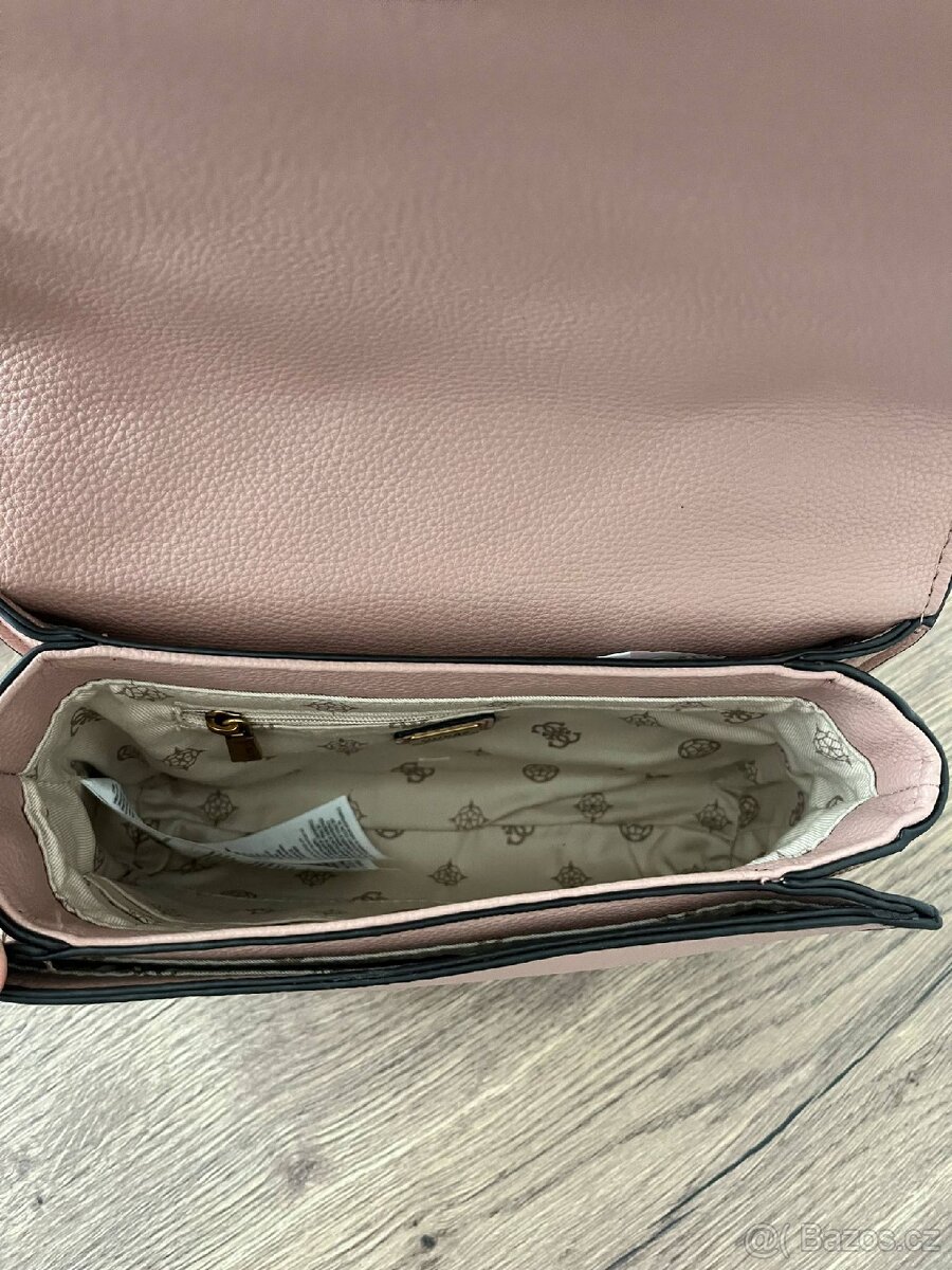 Starorůžová crossbody kabelka Guess - 8
