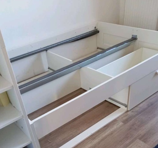 Postel IKEA BRIMNES 180x200 - 8