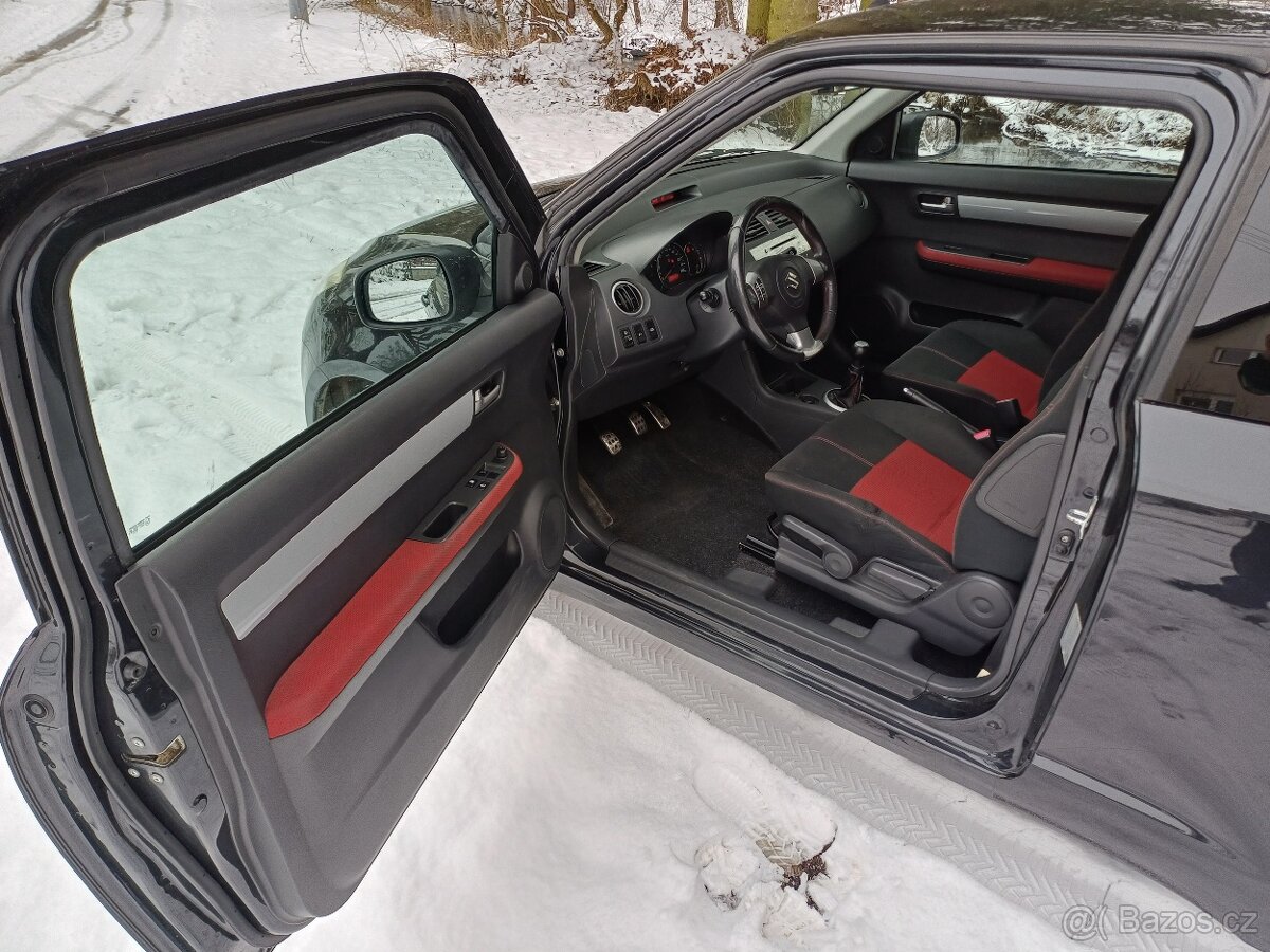 Suzuki Swift Sport - 8