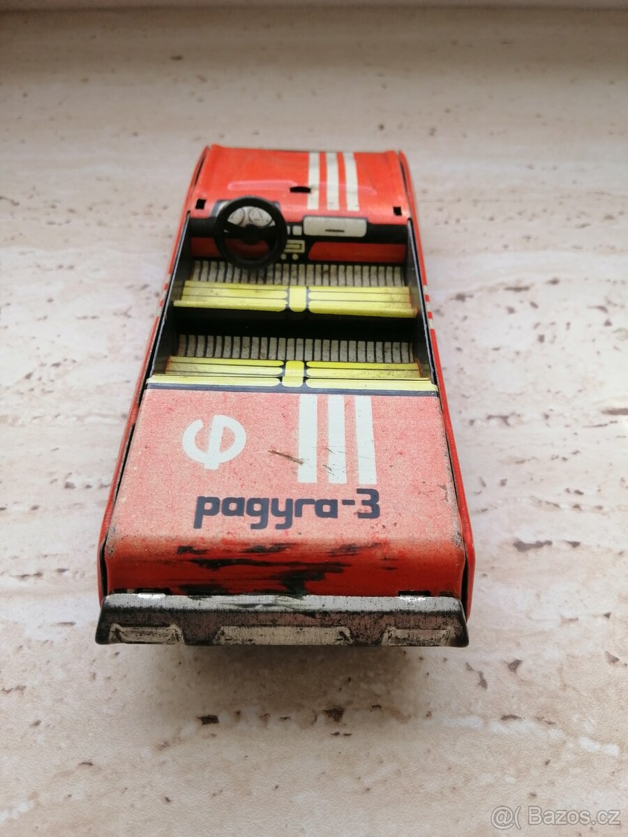 Staré autíčko Pagyra-3 - 8