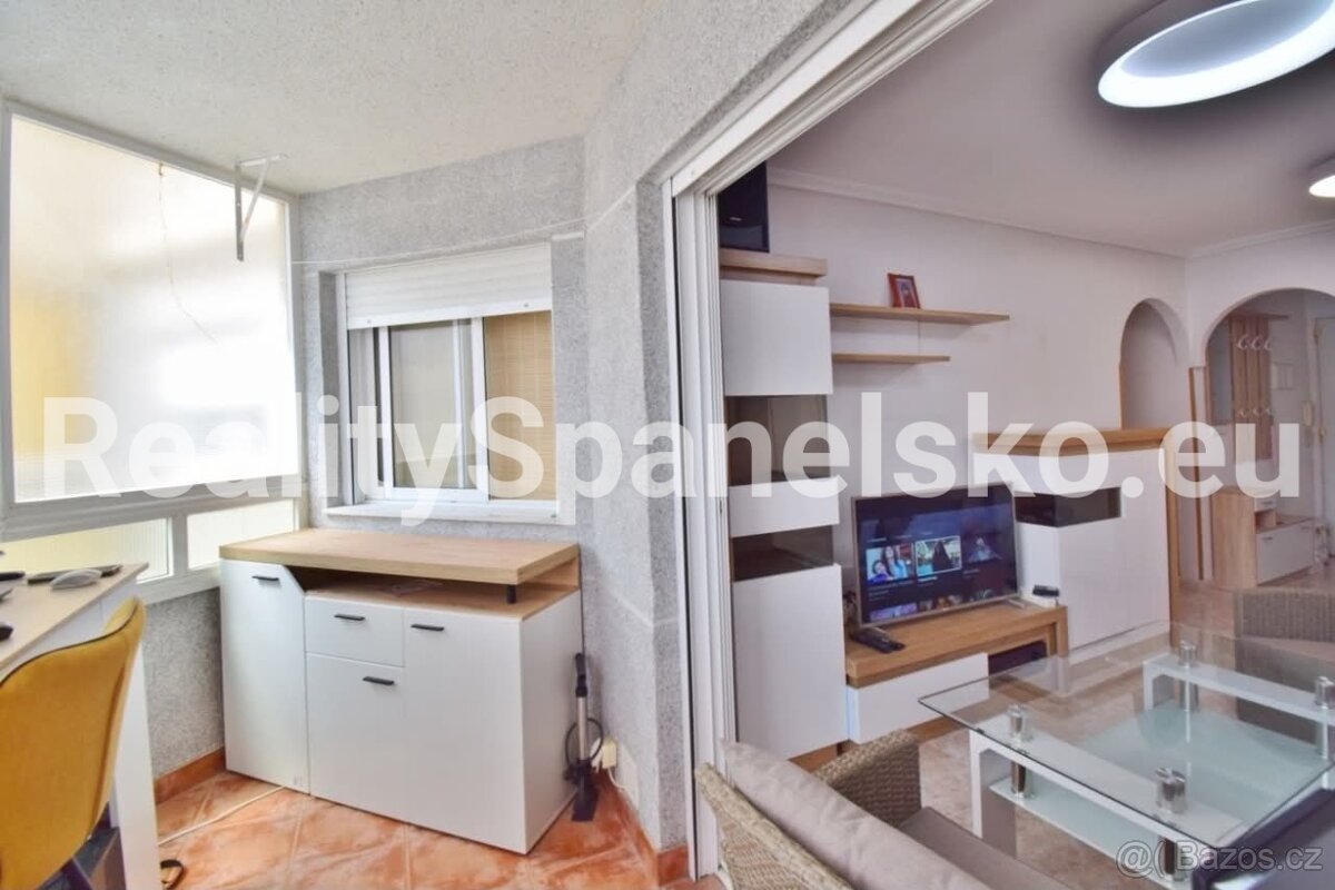 Španělsko, Torrevieja – Torrevieja:Moderně zařízený apartmán - 8