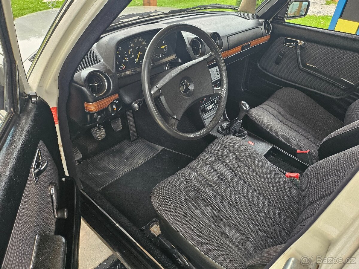 mercedes w123 - 8
