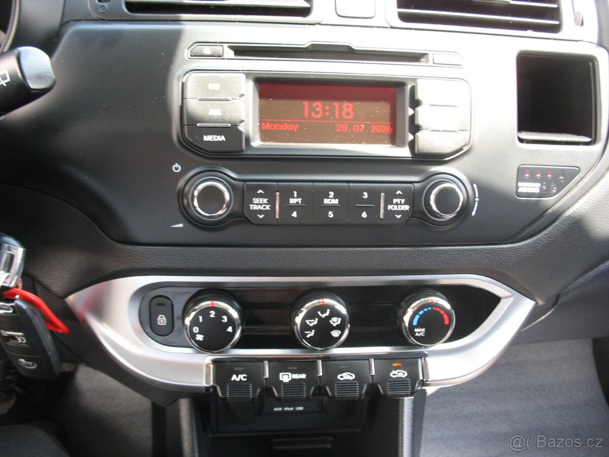 Rio 1,2i-63 kW, 134.000,-Kč - 8