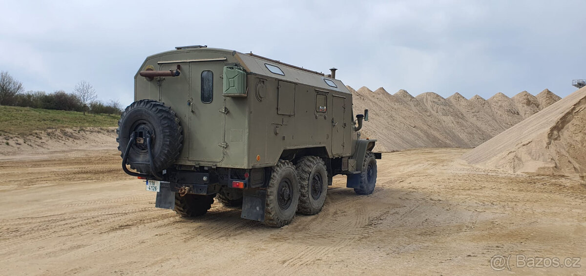 Ural 4320 - 8