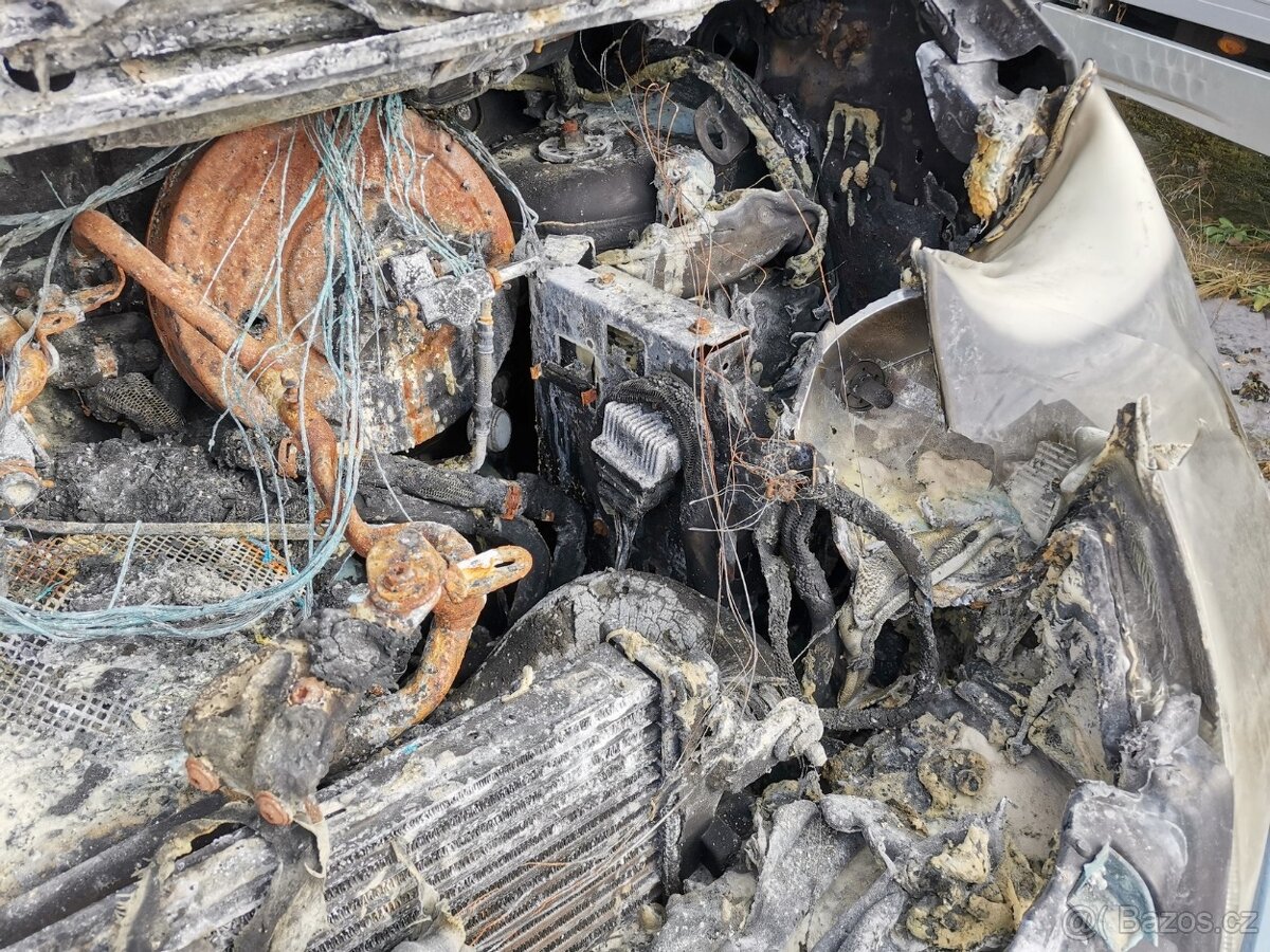 Opel Vivaro 2.0CDTI/84kw L2H1/ PO POŽÁRU - 8