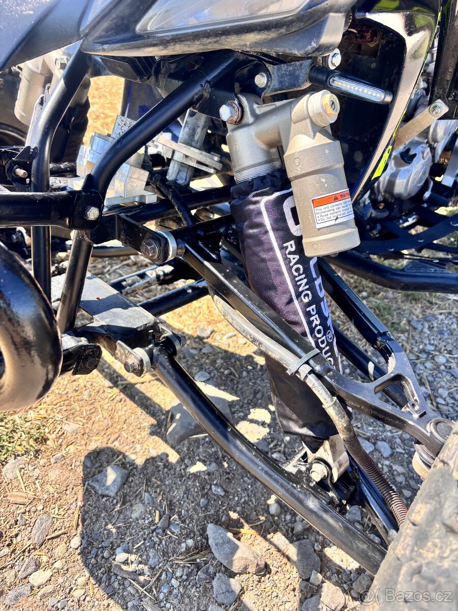 YFZ 450 - 8