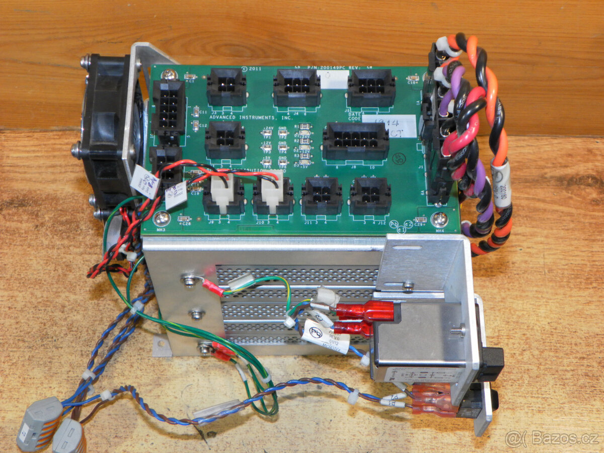 3x napájecí zdroj EMERSON LPS200-M, 5, 12, 24 VDC / 700 W - 8