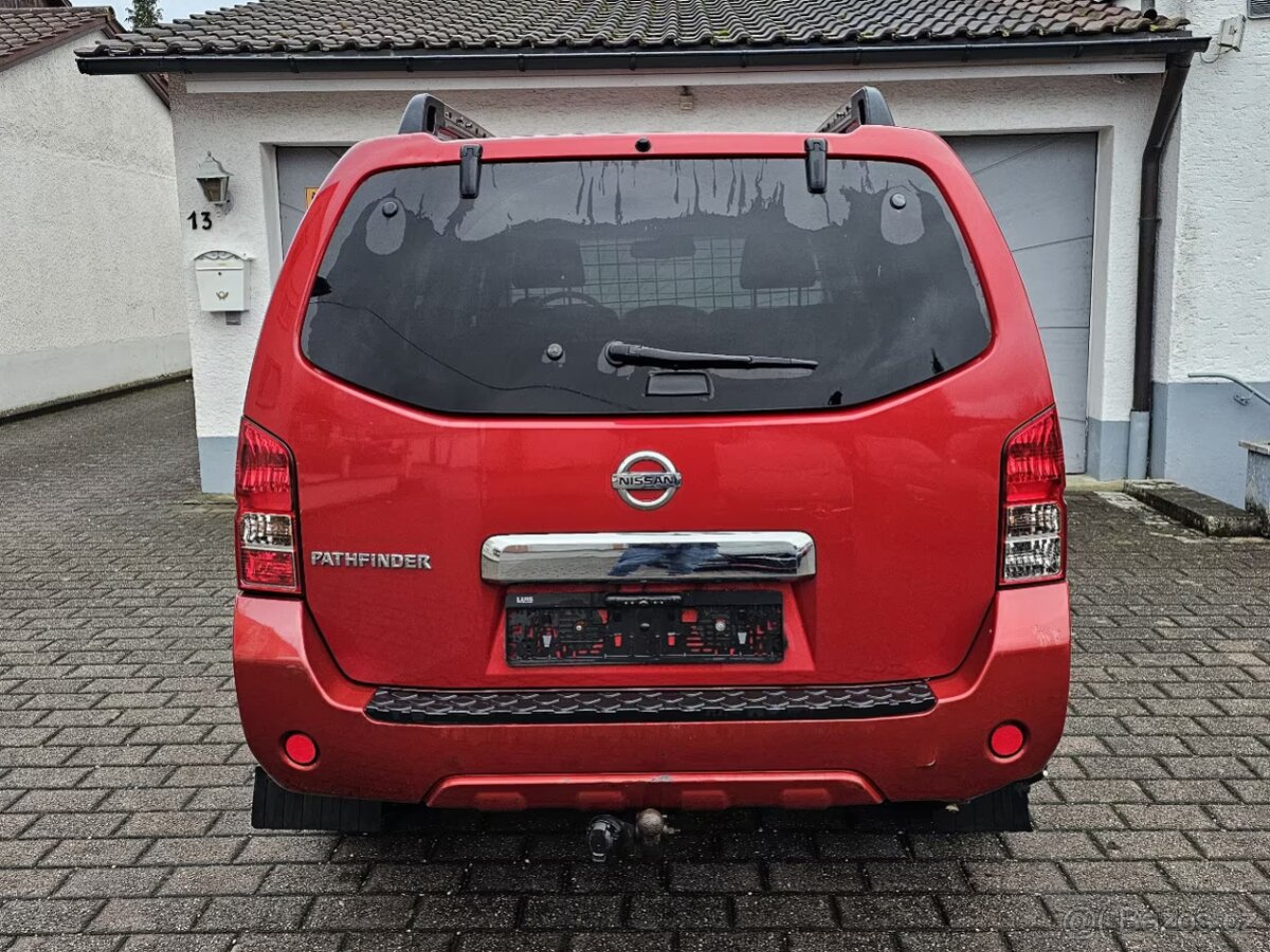 Nissan Pathfinder 2.5 dCi SE 140kw - 8