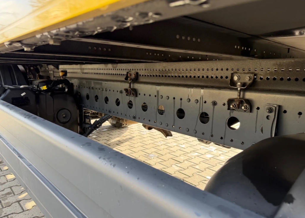 Mercedes-Benz ATEGO 1224 4x2 E6 - skříň - 8