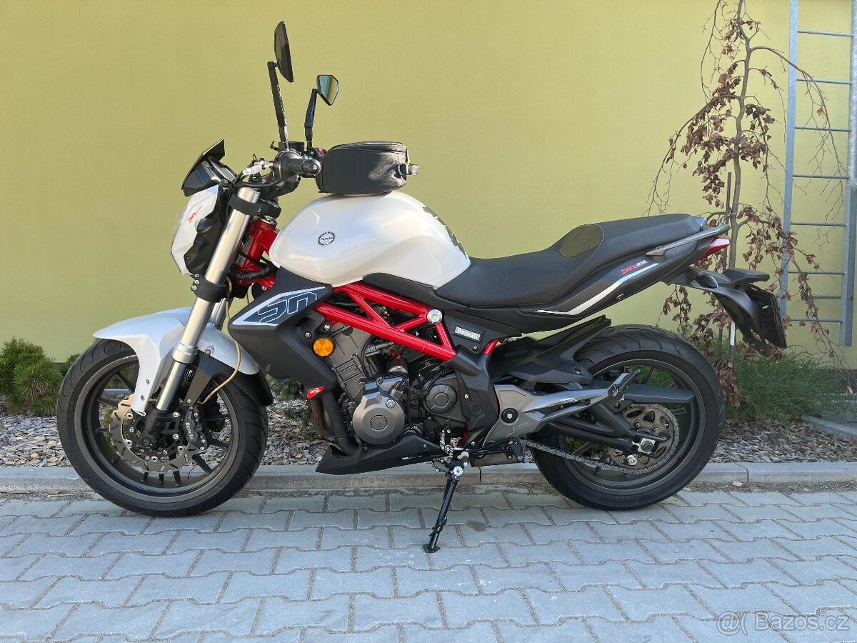 Benelli BN 302 - 8