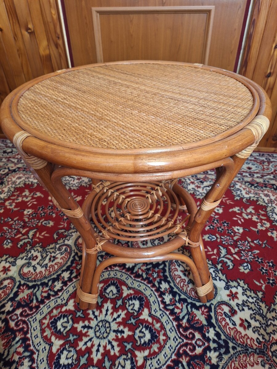 Ratanová křesla a stolek - 8