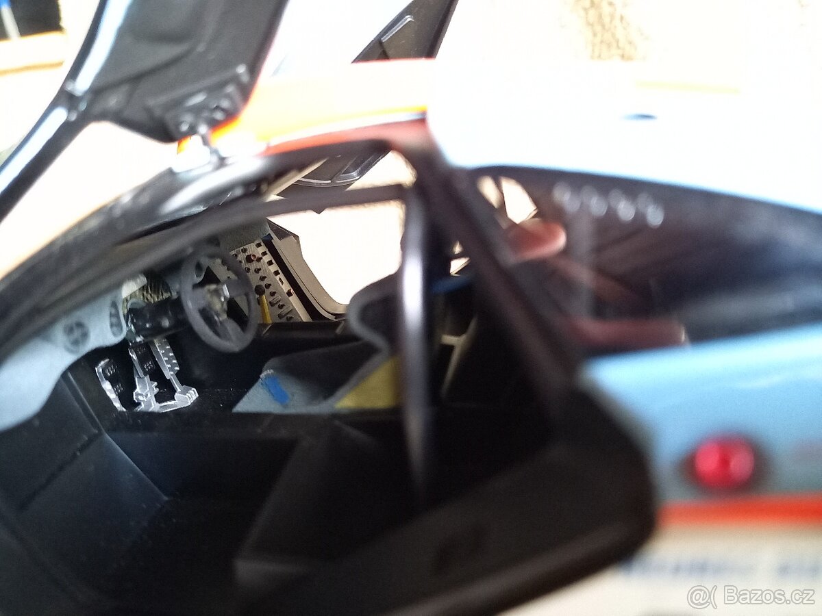 Prodám McLaren F1 GTR Gulf - 1:18 - Minichamps-limitovaný - 8