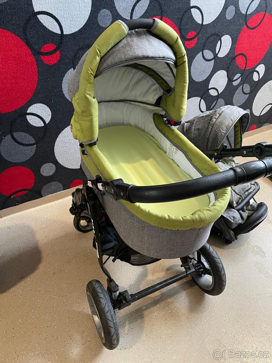 Kočárek trojkombinace + skejt - 8