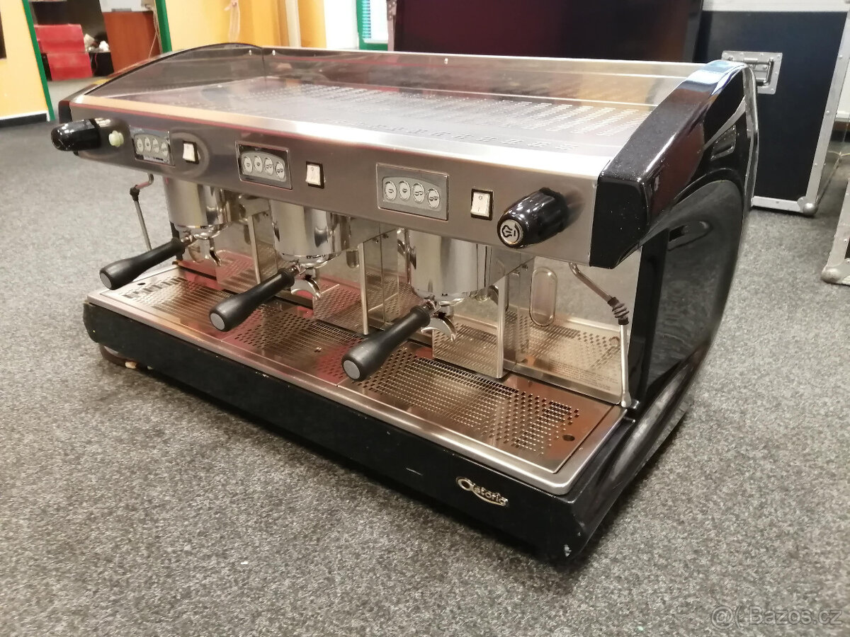 Kávovar ASTORIA FORMA třípákový - 8