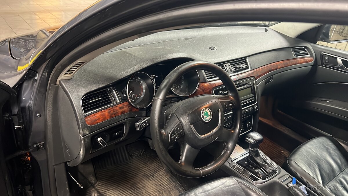 Škoda Superb - 8