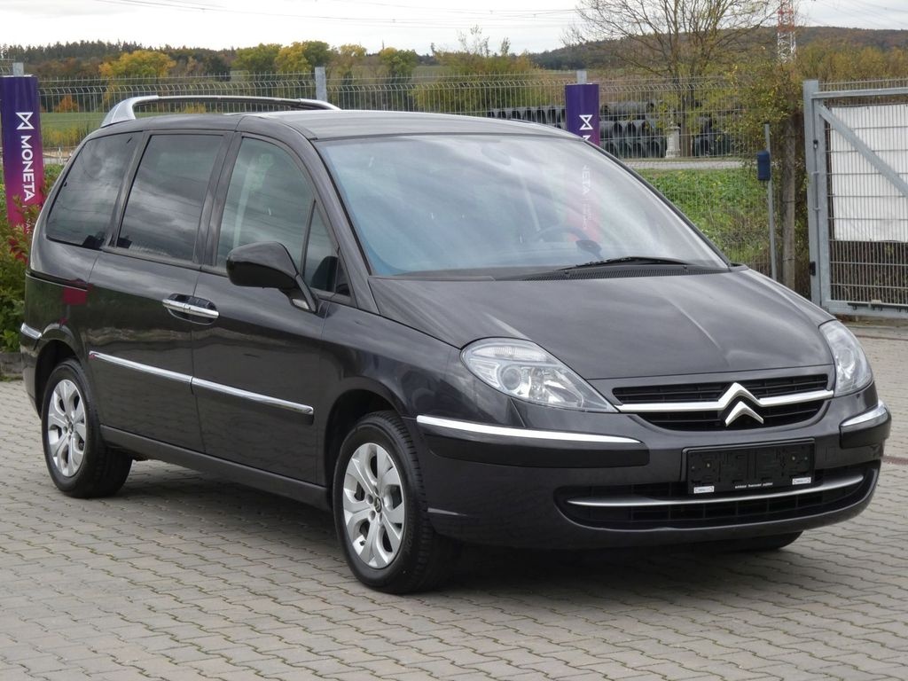 Citroën C8 2.0 HDI 7míst KOMPLET HISTORIE - 8