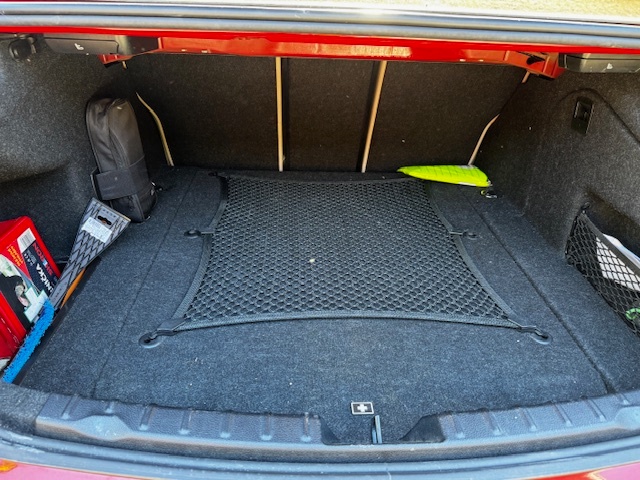 BMW 330e Plug-in Hybrid, STK do 1.7.2027 - 8