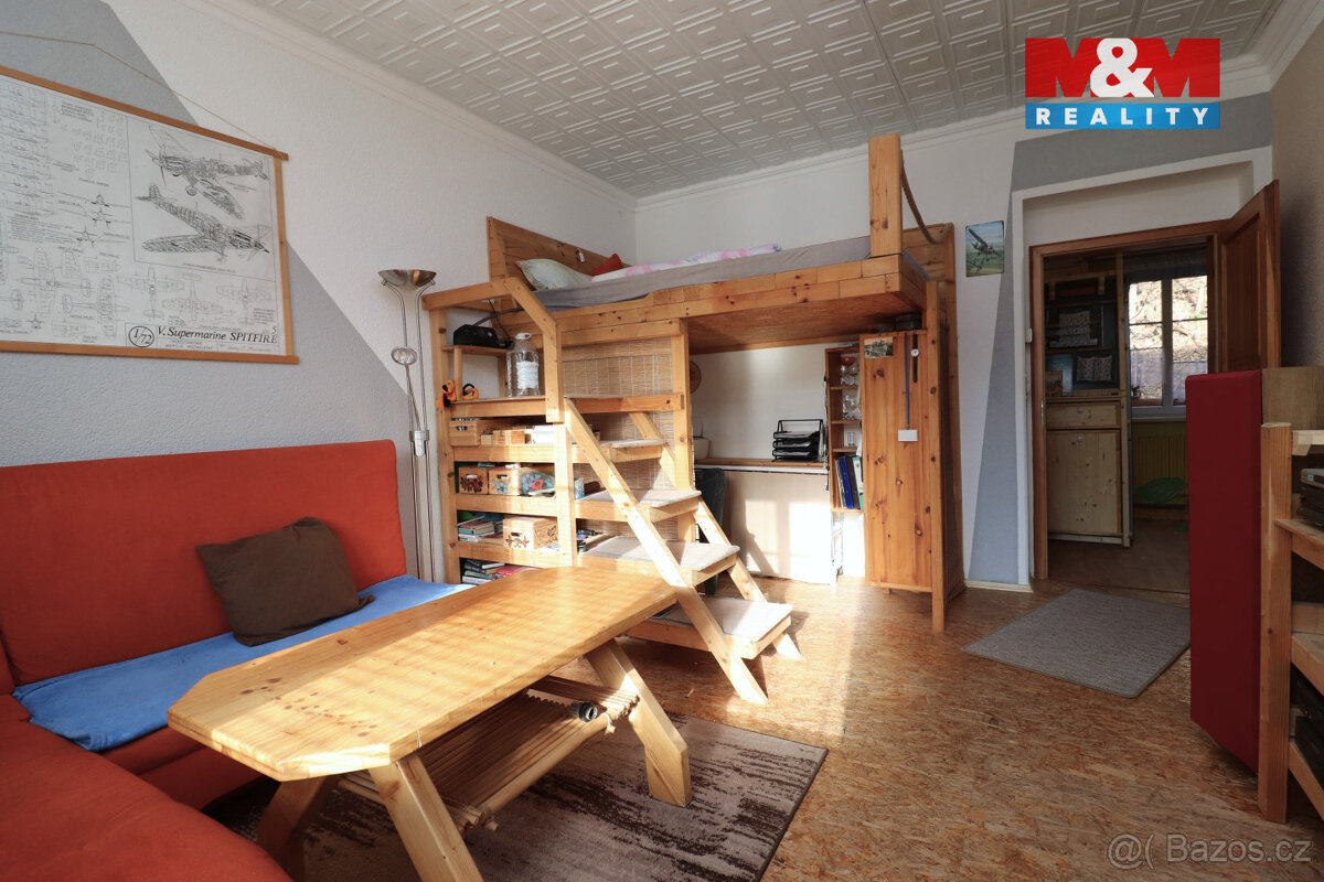Prodej bytu 2+1, 45 m², Loket, ul. Nádražní - 8