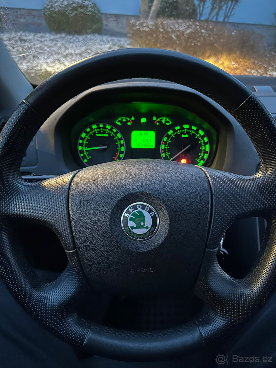Škoda Octavia 2 1,6 benzin 2007 - 8