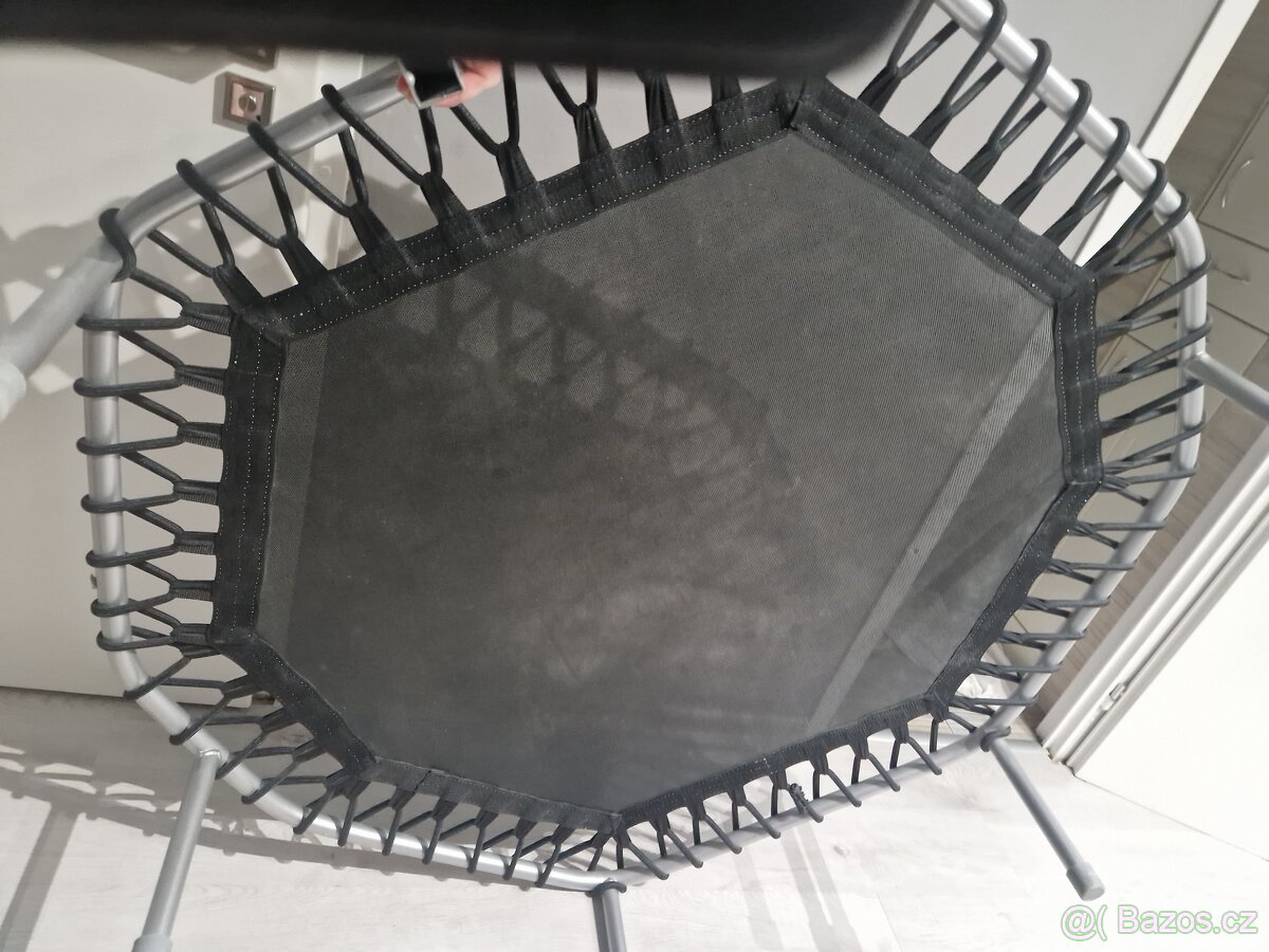 itness trampolína JumpingSport 135 cm - 8