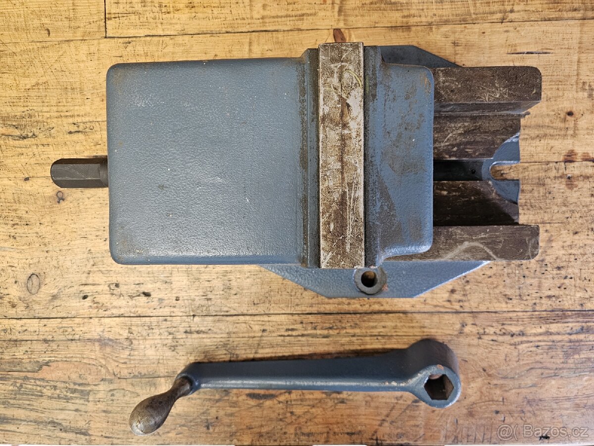 Strojní svěrák nový - 8